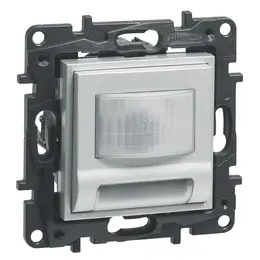 LG-863351-WEB-R.jpg